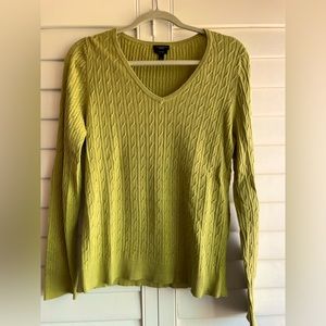 Pull over green sweater